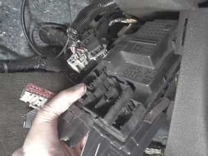 2005 ford escape battery junction box|Ford Smart Junction Box Problems [With Solutions].